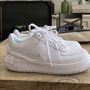 Nike Air Force 1 platform